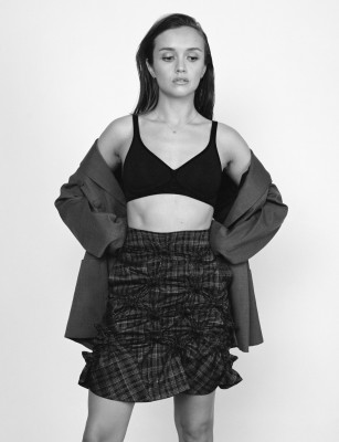 Olivia Cooke by Fabien Kruszelnicki for HEROINE || Fall 2020