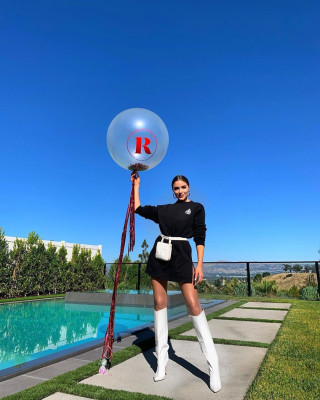 Olivia Culpo – Social Media November 2019