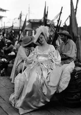 Olivia de Havilland pic #382211