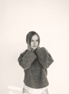 Olivia DeJonge – November 2019 Photoshoot