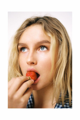 Olivia DeJonge – Photoshoot for Badlands Journal, January 2019
