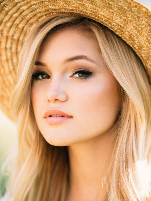 Olivia Holt pic #826774