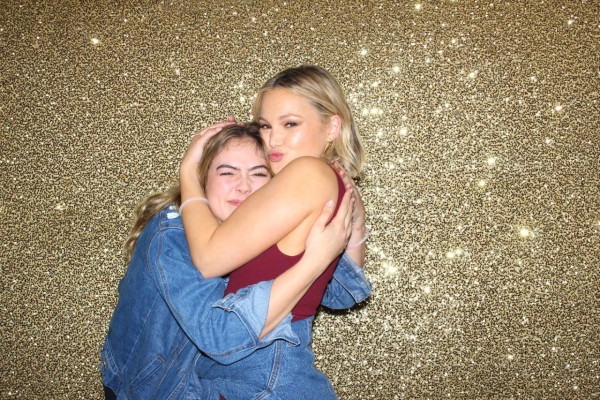 Olivia Holt at a Wedding Photobooth 12/14/2019