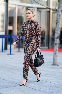 Olivia Holt - BUILD Studio in NYC