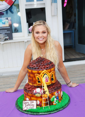 Olivia Holt pic #828794