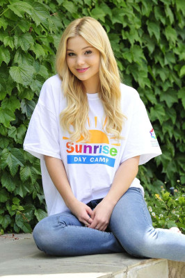 Olivia Holt pic #832158
