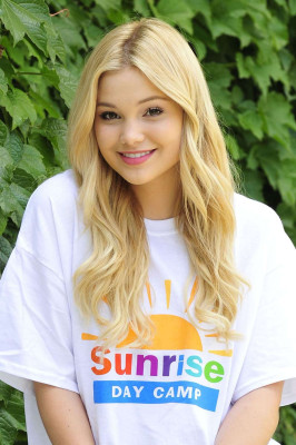 Olivia Holt pic #832161