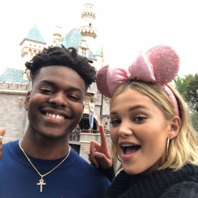 Olivia Holt – Social Media