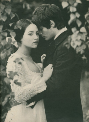 Olivia Hussey pic #381596