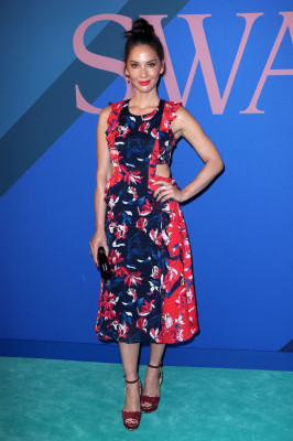 Olivia Munn – CFDA Fashion Awards in New York