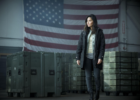 Olivia Munn - Six (2018) 2x10 &#039;Danger Close&#039;
