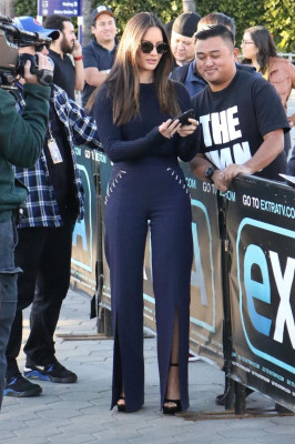 Olivia Munn – Films for Extra in Universal City