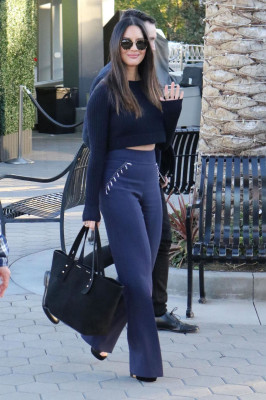 Olivia Munn – Films for Extra in Universal City