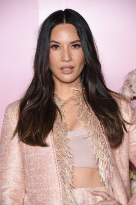 Olivia Munn – Launch of Patrick Ta’s Beauty Collection in LA 04/04/2019 (more pi