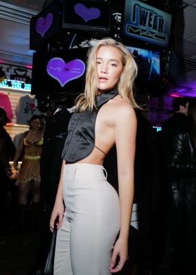 Olivia Ponton – The MAC Market in New York