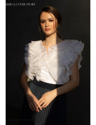 OLIVIA SANABIA in Jamo Magazine, December 2019