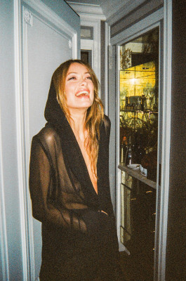 Olivia Wilde - Saint Laurent Fashion Show at Paris Fashion Week 02/28/2023