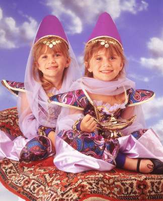 photo 19 in Olsen Twins gallery [id197630] 2009-10-16 00:00:00