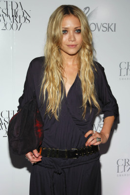 photo 25 in Olsen Twins gallery [id322374] 2010-12-07 00:00:00