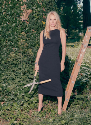 Pamela Anderson for Aritzia Babaton Fall 2023 Campaign