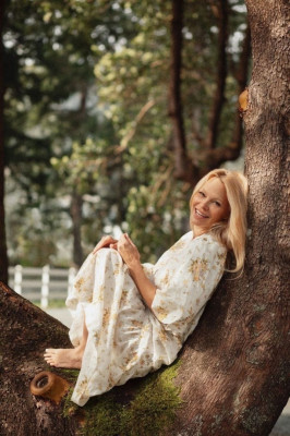 Pamela Anderson – Pamela’s Garden of Eden Promos 2024
