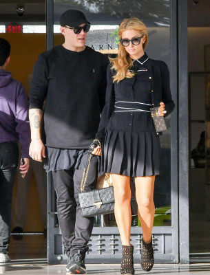 Paris Hilton pic #1029120