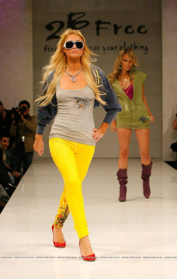 Paris Hilton pic #126133