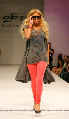 Paris Hilton pic #126134