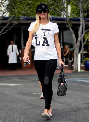 Paris Hilton pic #255029