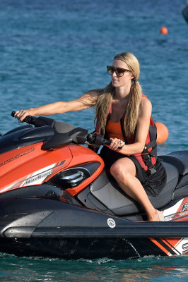 Paris Hilton pic #1084490