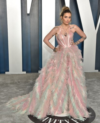 PARIS JACKSON at 2020 Vanity Fair Oscar Party in Beverly Hills 02/09/2020