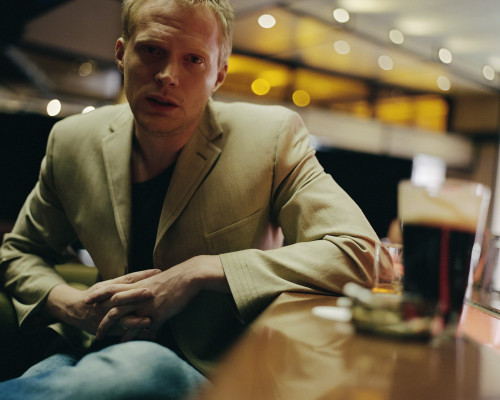 photo 3 in Paul Bettany gallery [id222695] 2009-12-17 00:00:00