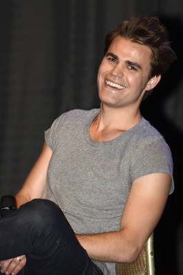 Paul Wesley pic #524654