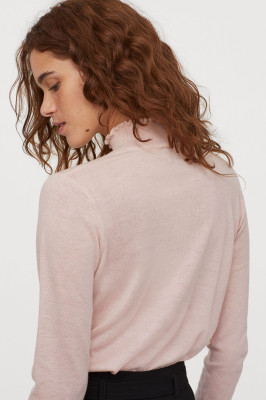 PAULINE HOARAU for H&amp;M, December 2019