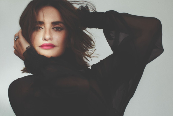 Penelope Cruz for Elle Spain April 2024