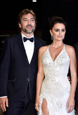 Penelope Cruz – “Loving Pablo” Screening at the Venice Film Festival