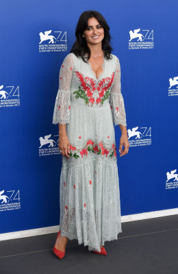 Penelope Cruz – “Loving Pablo” Photocall at the Venice Film Festival