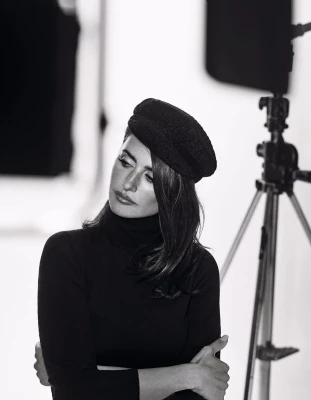 Penelope Cruz by Nico Bustos for El País Semanal (2022) 