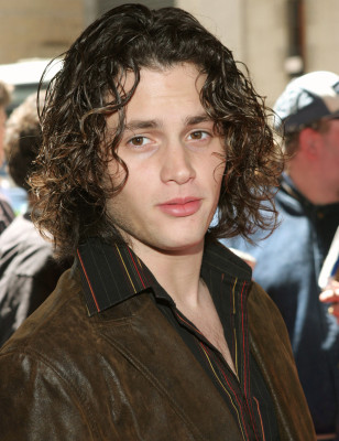 Penn Badgley pic #320492