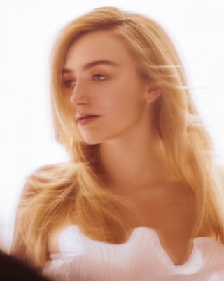 PEYTON ROI LIST at a Photoshoot, July 2020
