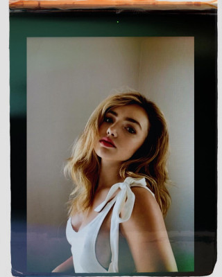 PEYTON ROI LIST – Facetime Photoshoot, April 2020