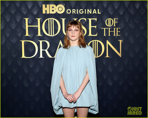 Phia Saban - &#039;House of the Dragon&#039; Season 2 New York Premiere 06/03/2024
