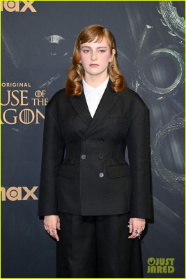 Phia Saban - &#039;House of the Dragon&#039; Season 2 Paris Premiere 06/06/2024