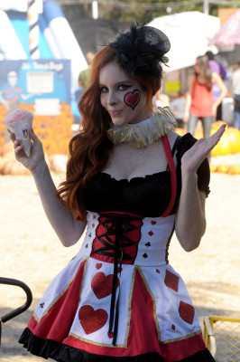 photo 27 in Phoebe Price gallery [id579409] 2012-11-11 00:00:00