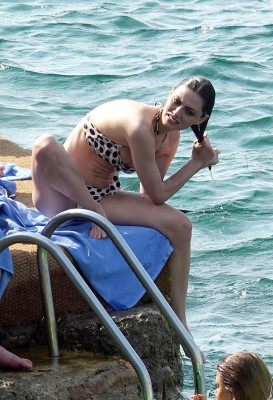 Phoebe Price pic #1191765