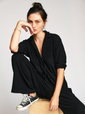 Phoebe Tonkin for Lesjour // 2020