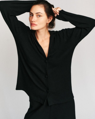 Phoebe Tonkin for Lesjour // 2020