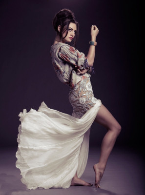 Phoebe Tonkin pic #570648