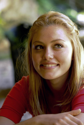 Phoebe Tonkin pic #507510
