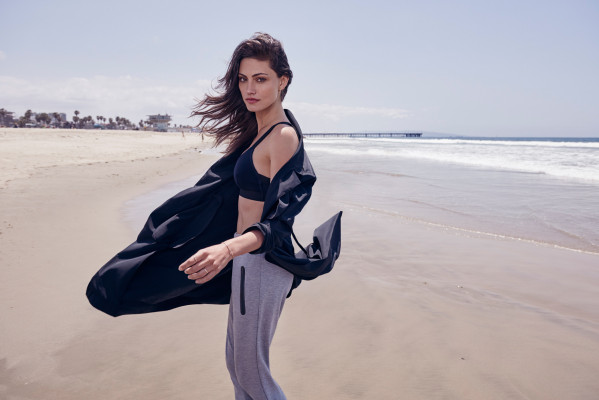 Phoebe Tonkin pic #826445